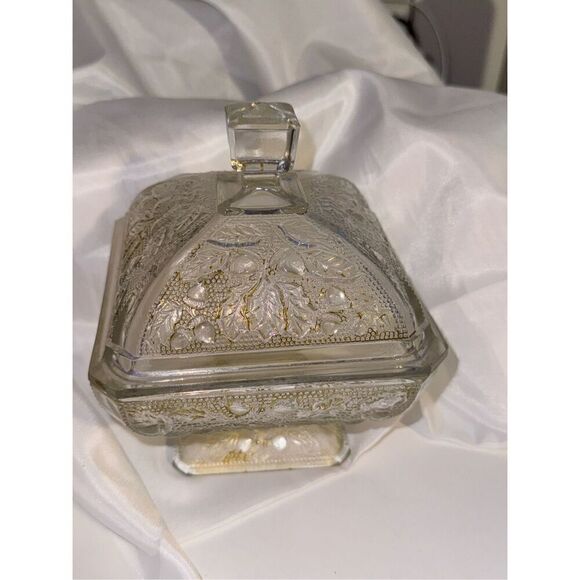 Vintage Depression glass dish lid Westmoreland needs help - Picture 2 of 13